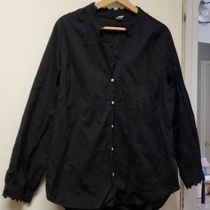 NWOT Black Old Navy Crochet Collar Top